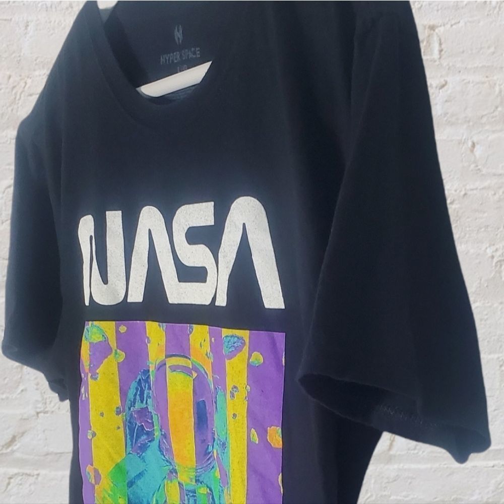 NASA, Color Splash / Graphic Tee - Picture 2 of 6